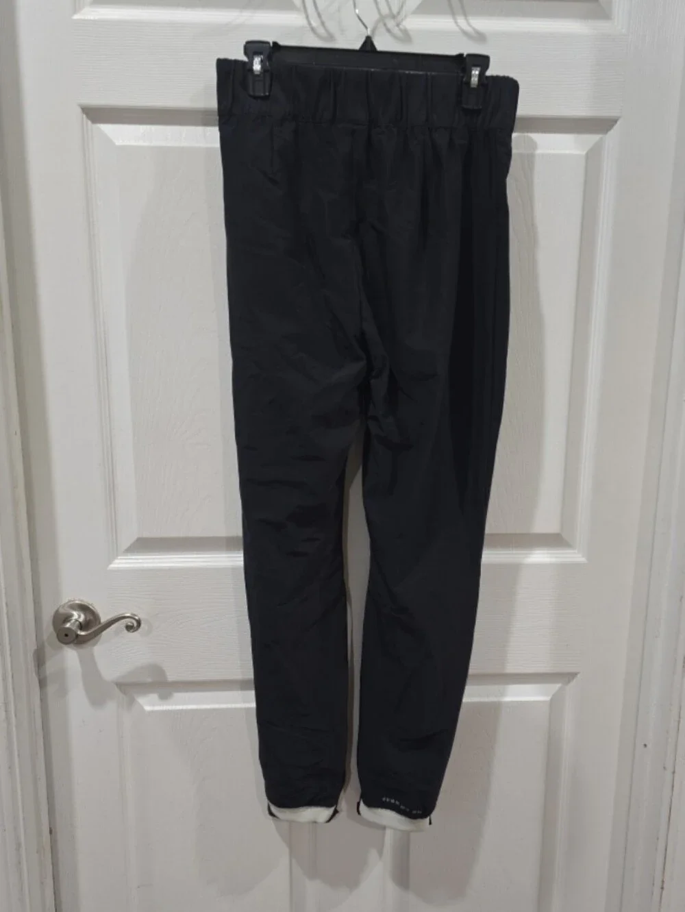 Nike Women's Black Tech Running Pants Stirup Ankles NWT